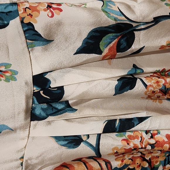 Silk floral dress - Picture 13 of 13